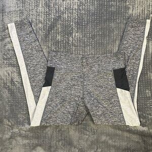 Pink Ultimate Grey Leggings Sz. MD Highrise